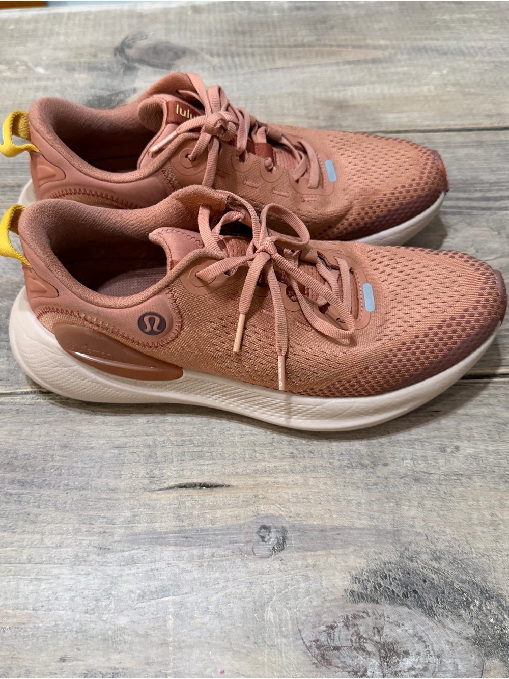 lululemon athletica Rosewood Mesh Running Shoes with White Sole